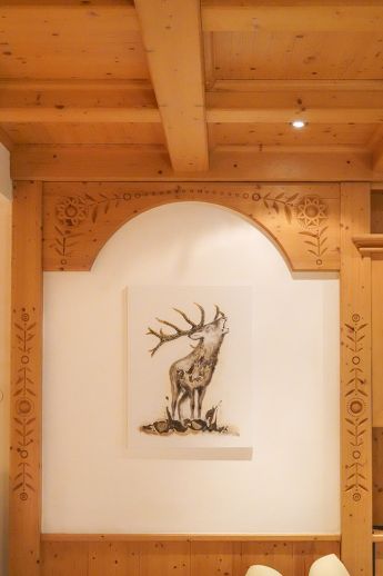 Bild von einem Hirsch im Hotel Lärchenhof